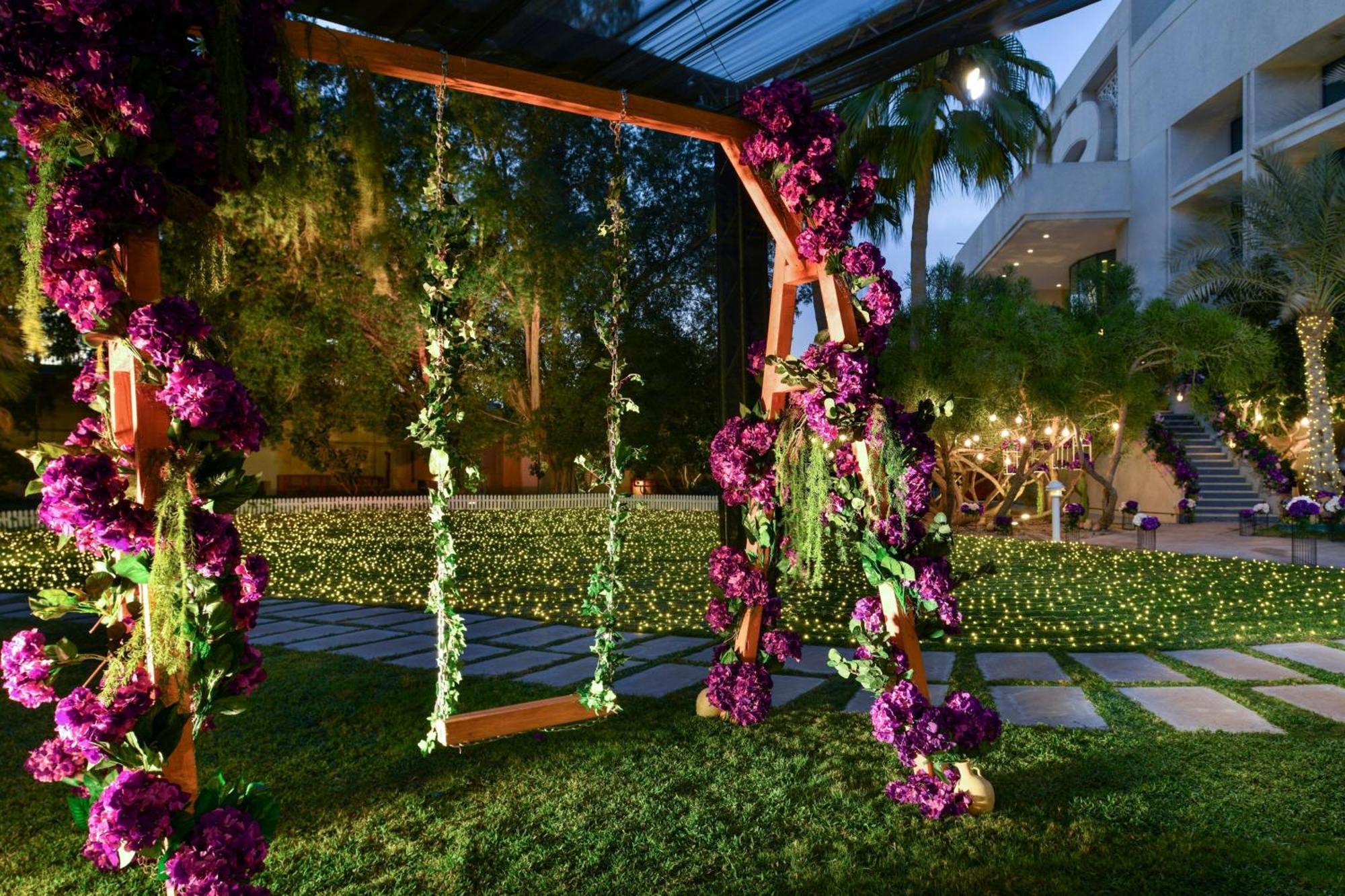 מלון The Ritz-Carlton, דוחה מראה חיצוני תמונה The garden at the Four Seasons Hotel, Miami